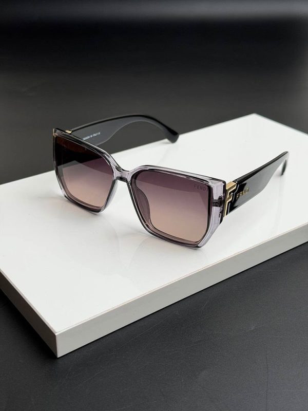 عینک آفتابی زنانه