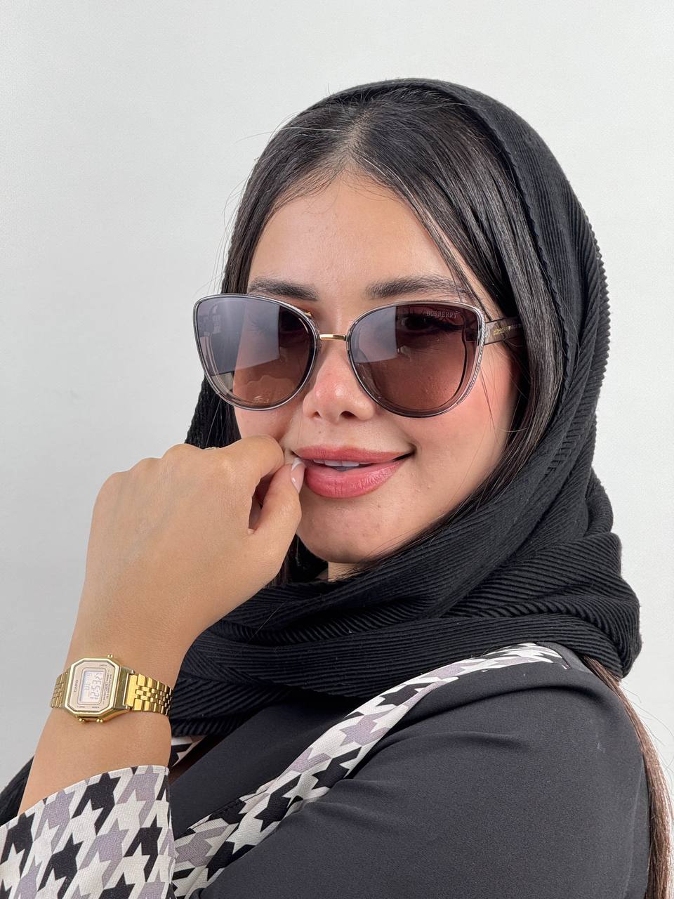 photo_۲۰۲۵-۱۰-۳۰_۰۰-۵۱-۲۹ (2) عینک آفتابی زنانه