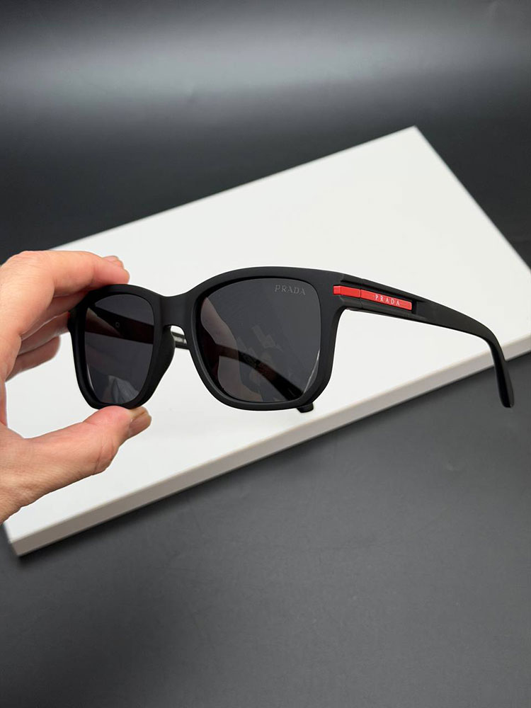 photo_۲۰۲۵-۱۱-۰۹_۰۲-۰۹-۲۴ عینک پرادا پلاریزه مخصوص رانندگی(2237) - Image 1