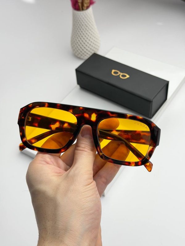 عینک آفتابی نرند